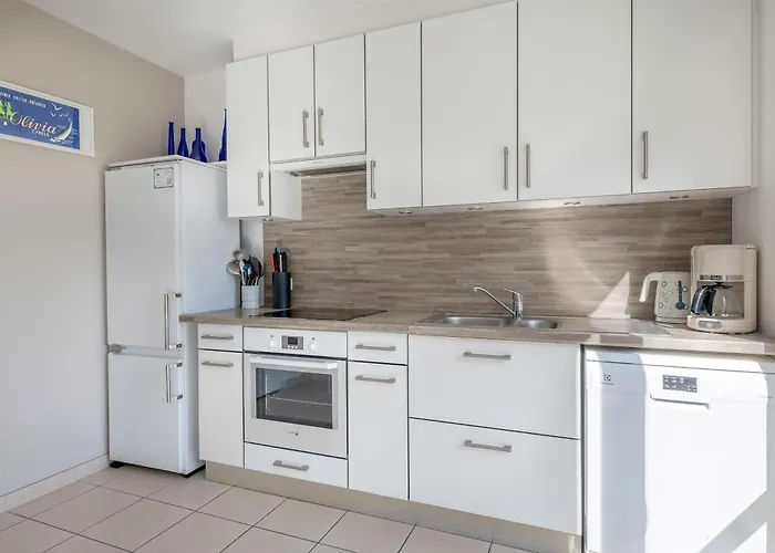 A 150m De La Plage, Jolie Maison Avec Jardin Pour 10 Сasa de vacaciones *