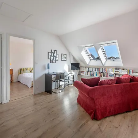 A 150m De La Plage, Jolie Maison Avec Jardin Pour 10 *